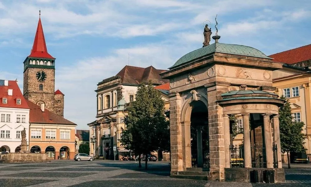 wycieczka szkolna Czechy skalne miasto Adrspach